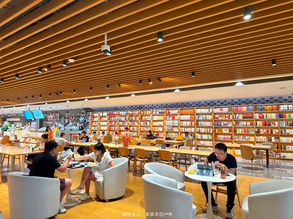 9C22773C-3C90-46A9-A0A6-56FD27E957F1