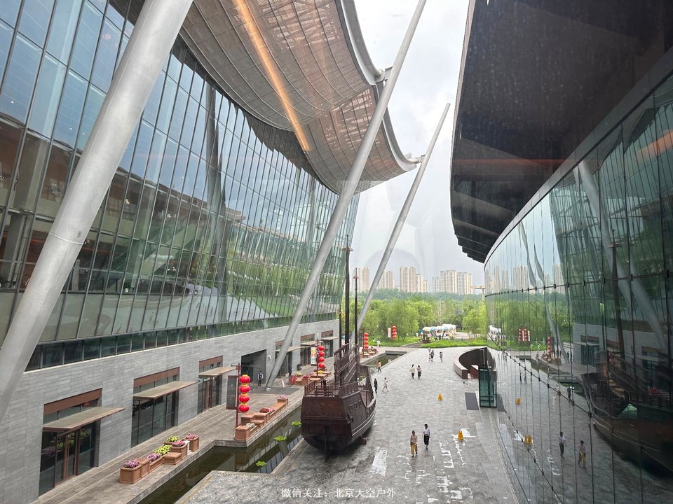 F3CF15F1-5C72-4045-B41C-704D5F870D6C