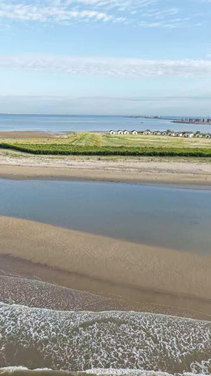 FD49BF18-4A2C-4339-9611-961E605B0005