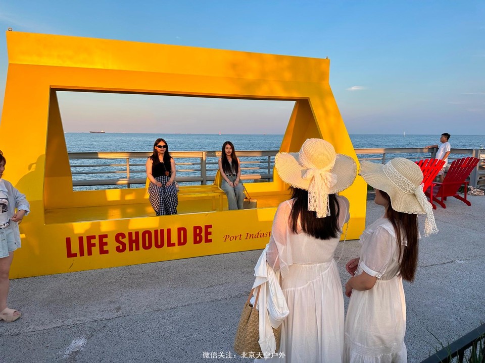 4E56B5FF-C9F4-4305-B68F-7FCE71649C75