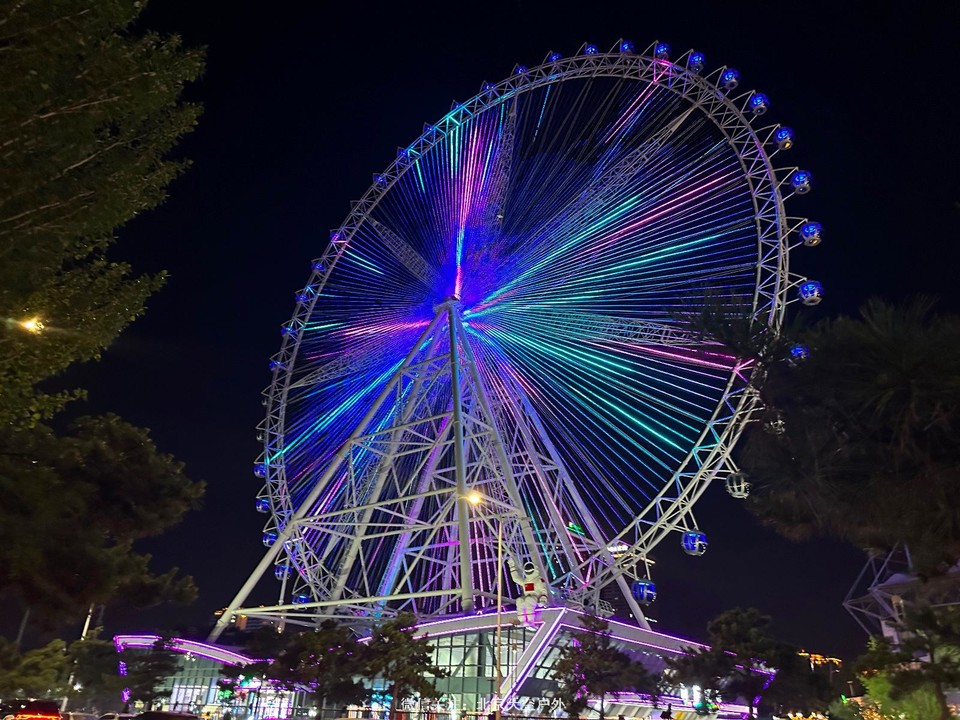 5E9A24E7-6B9B-4B94-A3E8-922DF80A2CCC