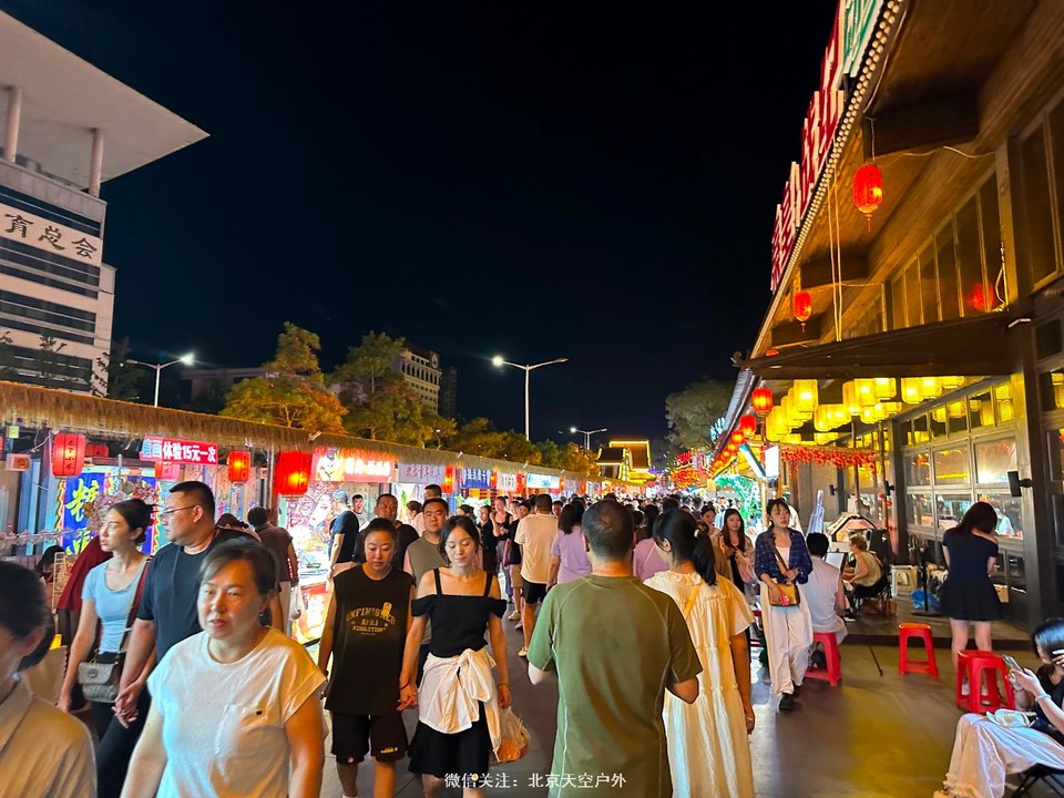 FDB4B4BC-265E-48F0-8965-1EEA8D0AE5C9