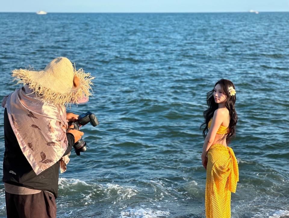 6A7E453E-74BB-4A26-A183-61C5CEB89077