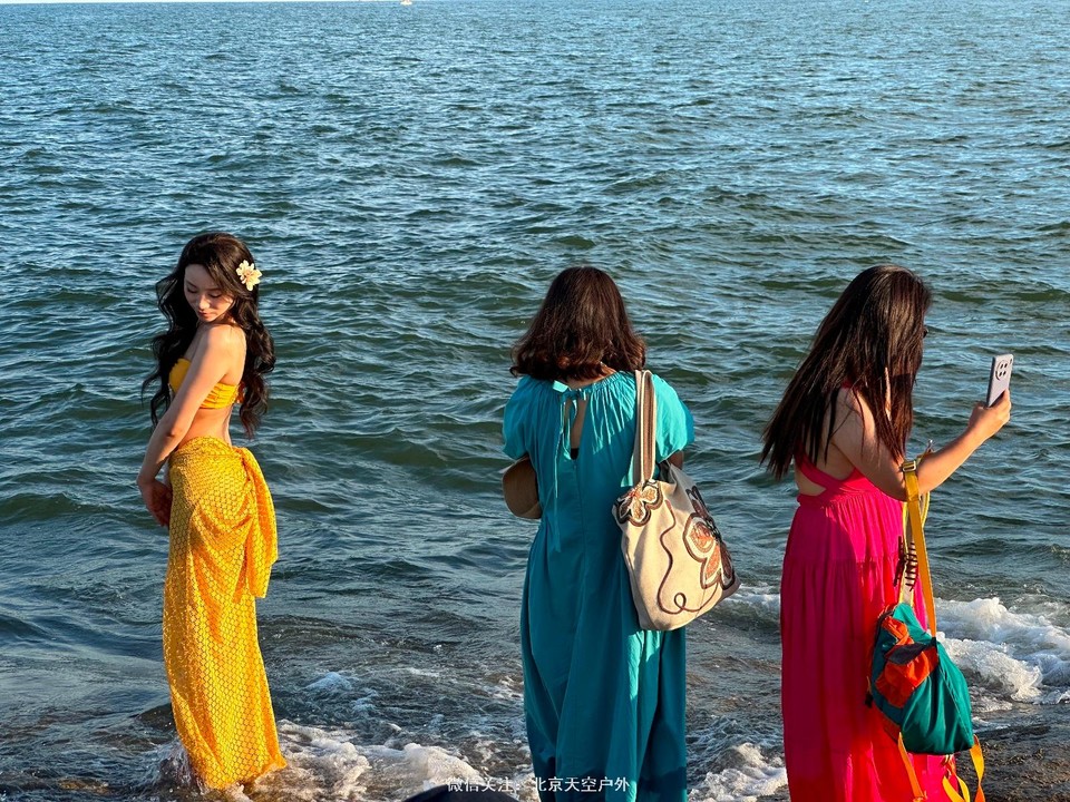 8B5DC5C5-FB21-4592-B30B-FD7DA5705E4C