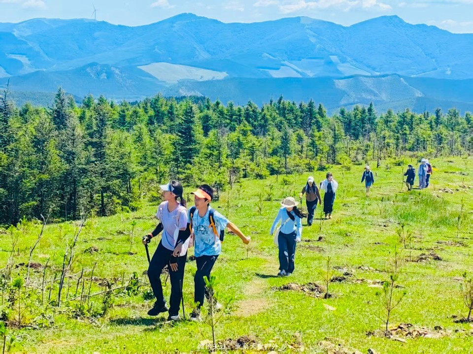 596115B8-D439-4C88-AAFB-AB9BFCEDC15F