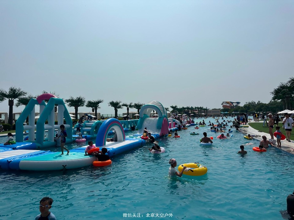 22A96DEF-8977-4A8D-BB8E-05A362F0C05A