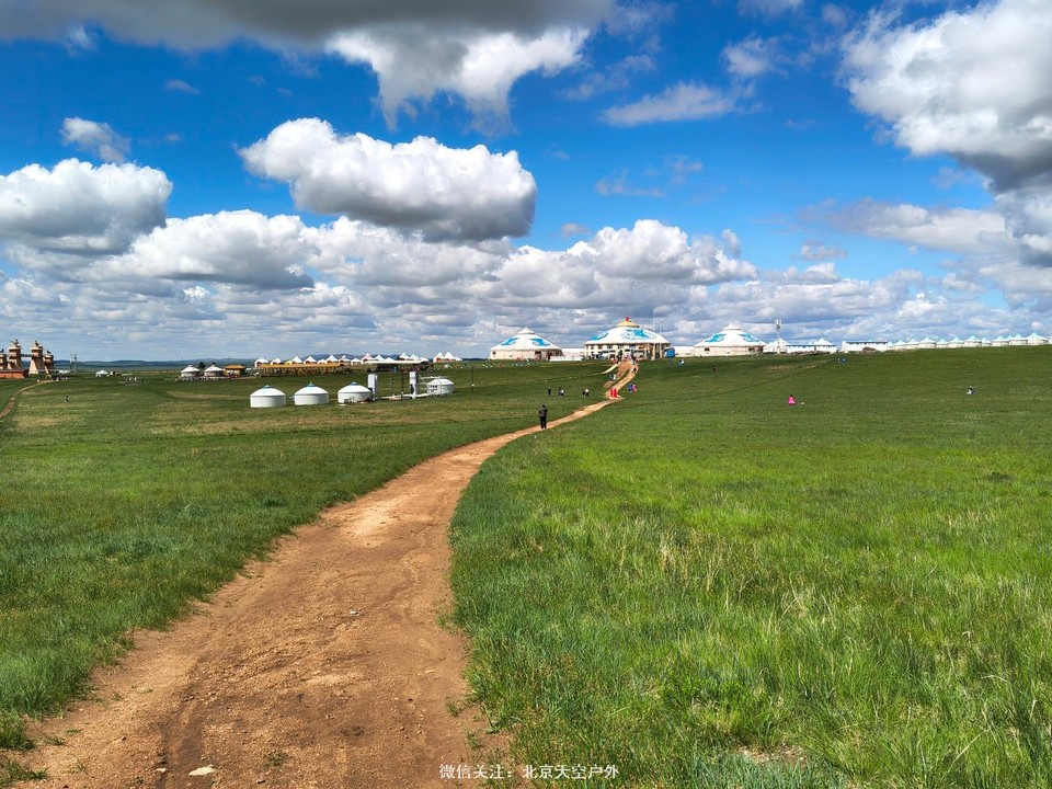 B0A2405E-9BE8-421C-AD4A-DE5AC14C719C