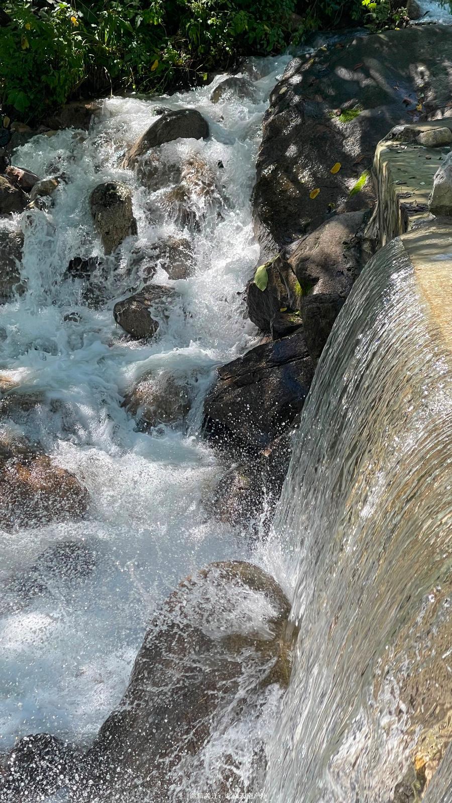 20092EB0-8071-4151-8C92-50321F325FCA