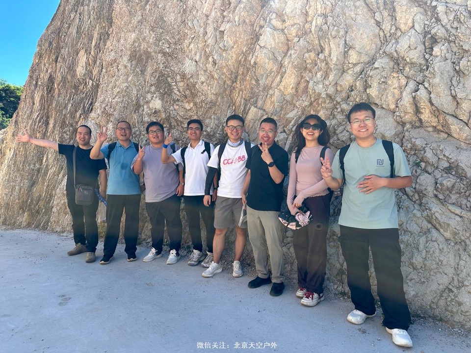 A3C0AC33-6CE5-4C39-B3A7-275D9E060E54