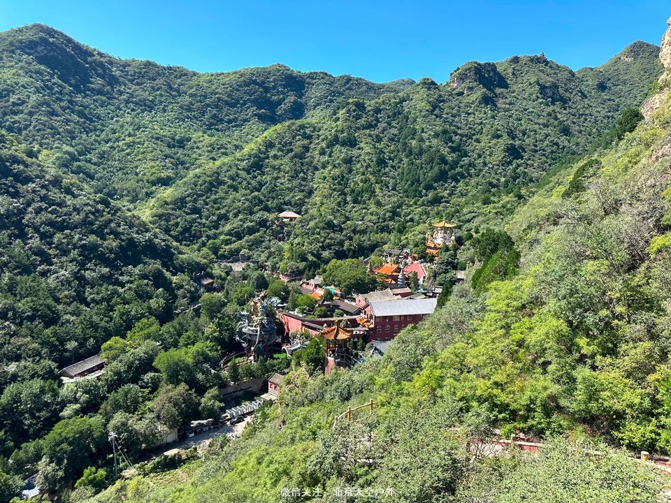 3D05DC33-65F2-40A6-A0AC-E5EFE273A6AC