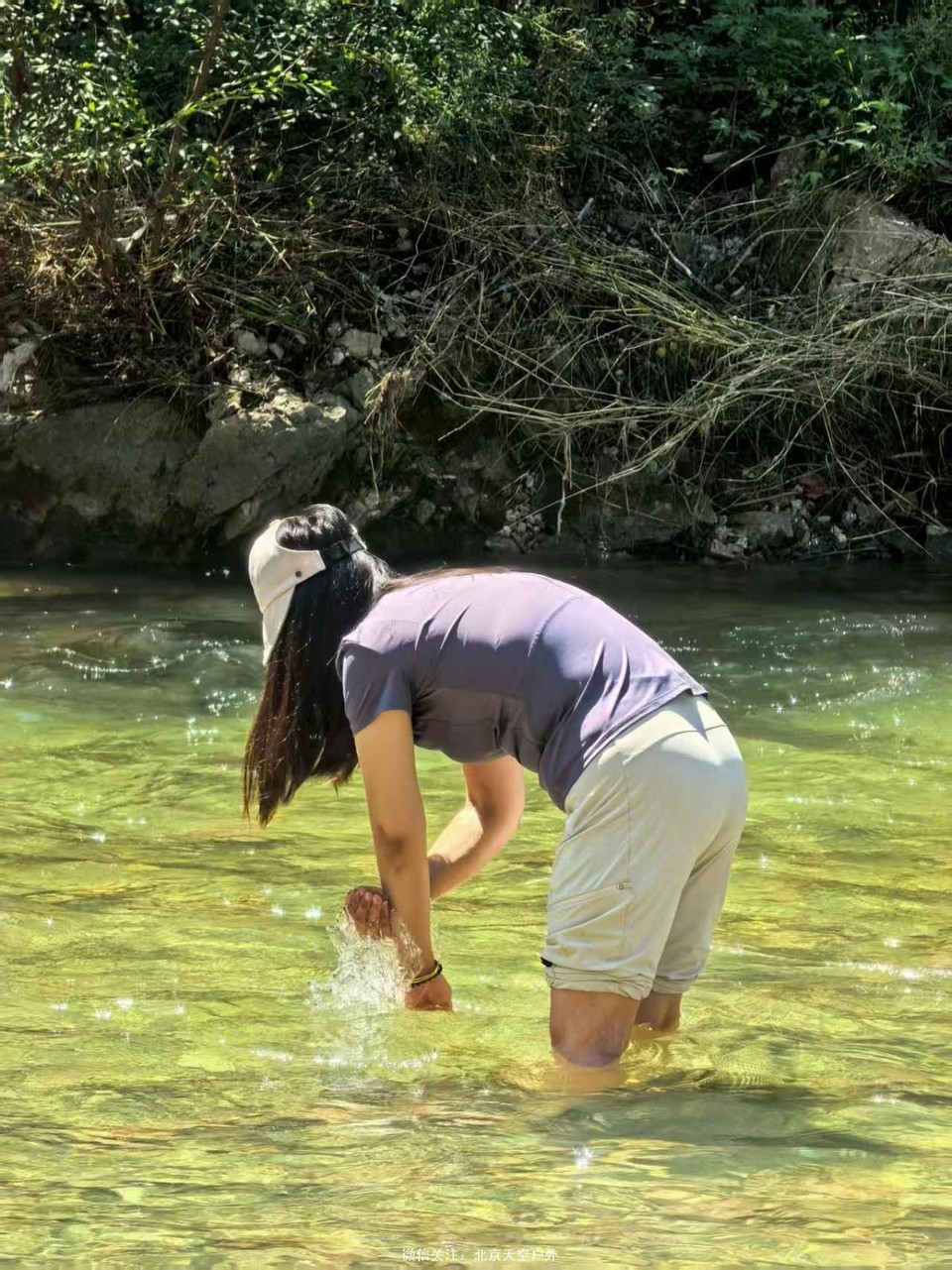 DCFA7D8B-F0D0-47DF-A779-C6A9E7728E23