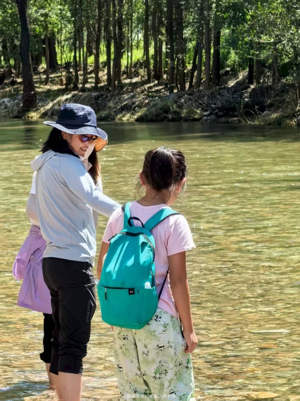 9FE10262-567E-44C8-92C4-3AE6934CB564