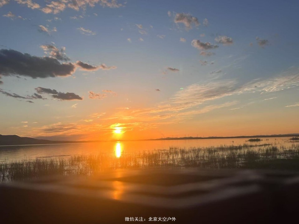 65DD085E-8C29-4A6F-A0D9-888DC765E3A2