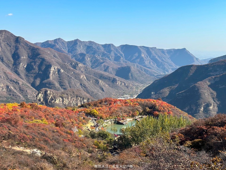 2435B2F5-3D66-4D3F-B989-5C74C3224EDD