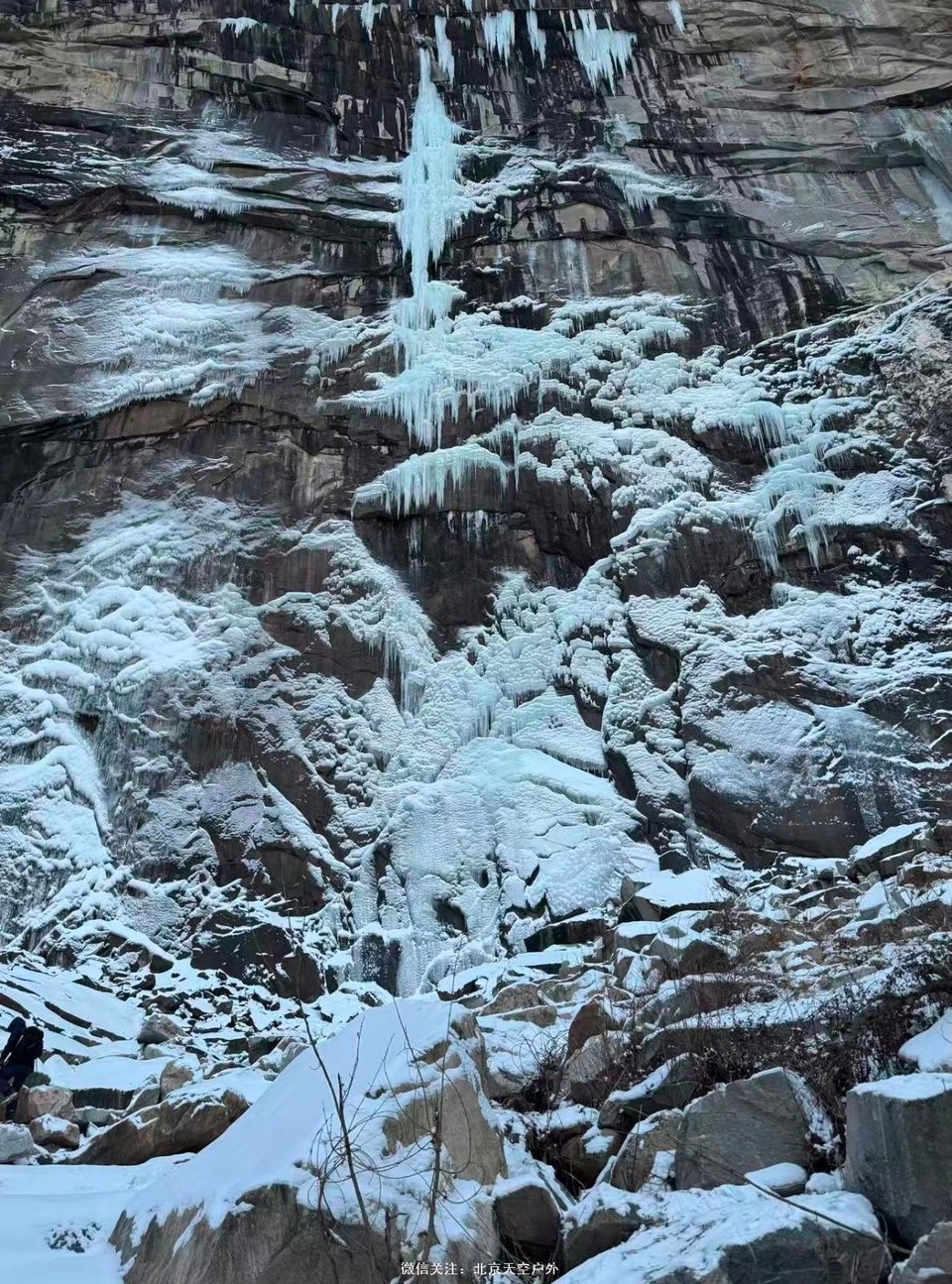 4CE9ACCB-ED5B-4694-8C2D-4ECA82F5633C