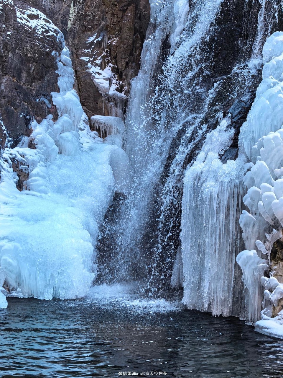 ED26BE85-2C7E-4483-9AF7-9C27945651CE