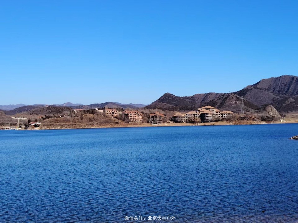 6B059A01-87DB-467F-960A-B300F30244A7