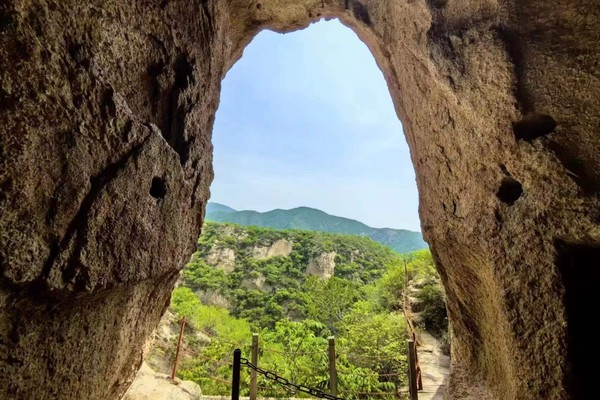 1天团建｜百公里之•天皇山｜私家徒步线路の西部牛仔印记-仙气十足的美式小镇-天皇山10公里徒步