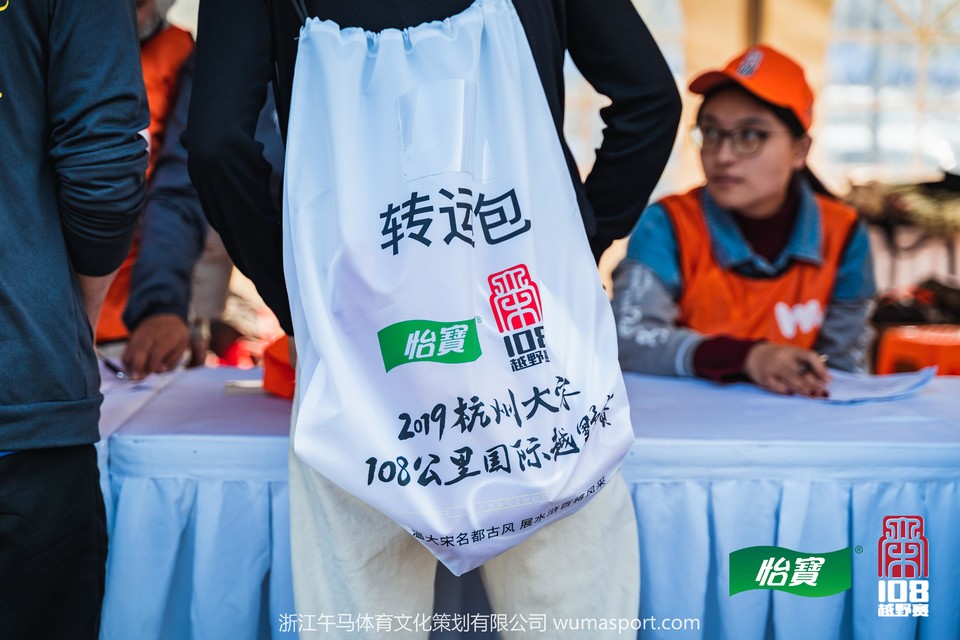 mmexport1573206772793