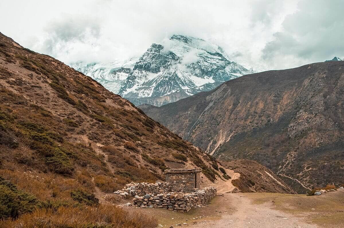 Trail Manang 到 Annapurna 赛道上的 Yak Kharka