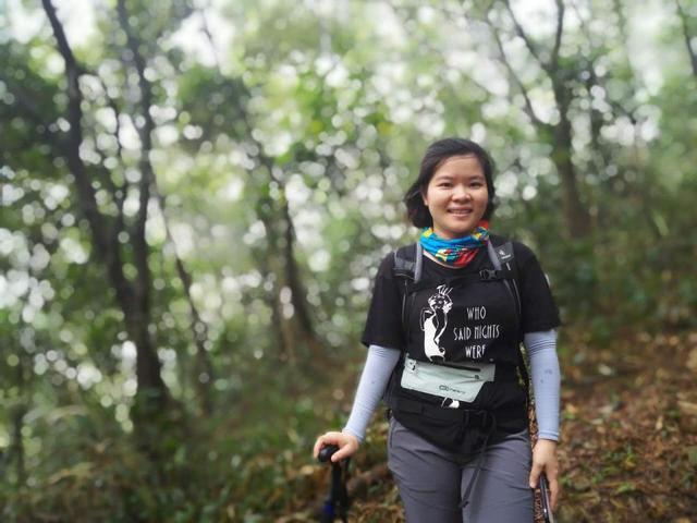 香港户外线路：云雾中的香港大刀屻
