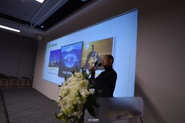 33650D20-B02C-422B-A0A7-8F6F57171910-647-000001179DC1DE68_tmp