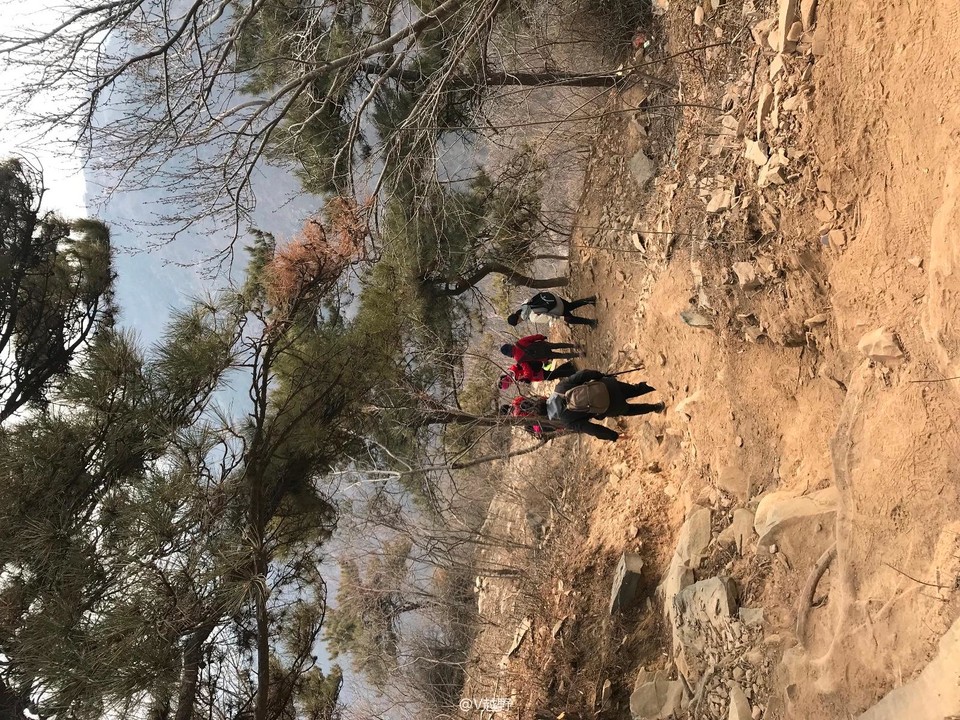 DFDBC4D2-8068-48C0-A5A5-7C38485B056A