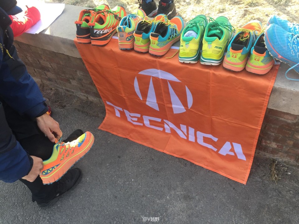 1ACEDBB7-A975-475D-820F-219EFEEB30EA