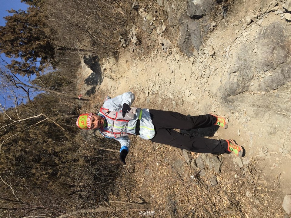 72F72AD3-F4B7-47F5-B9F6-58B03323C16F