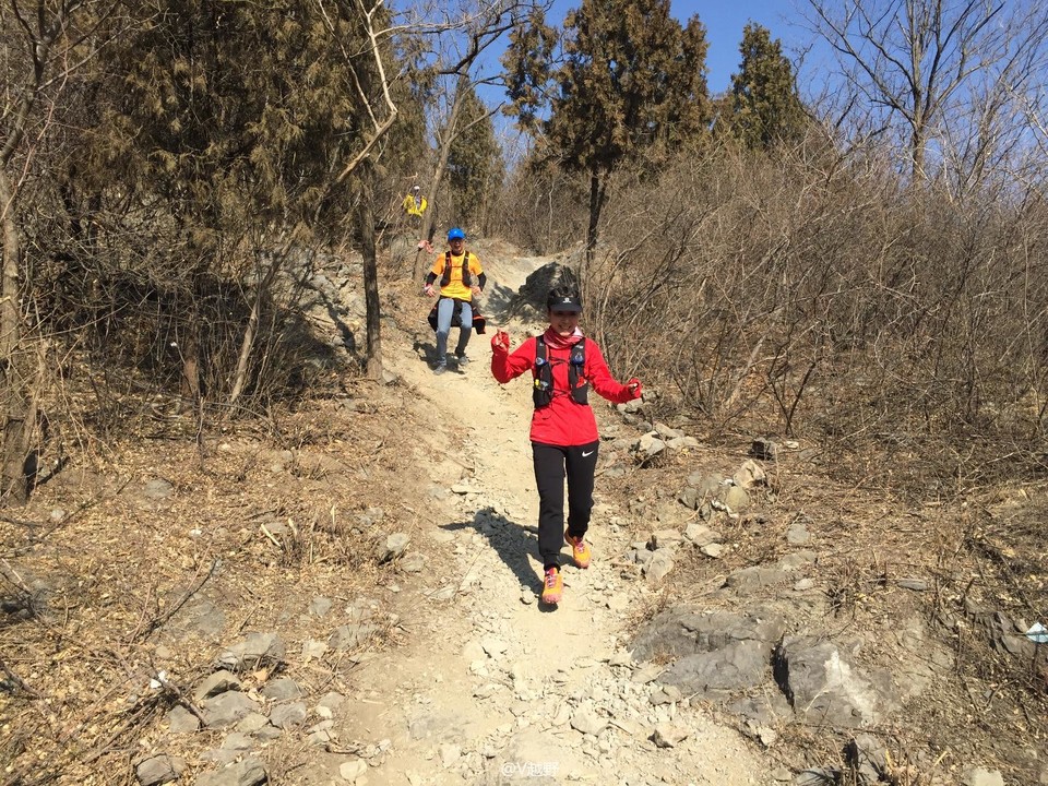 8D72230D-04C9-4058-ADA0-E5A85A27646A