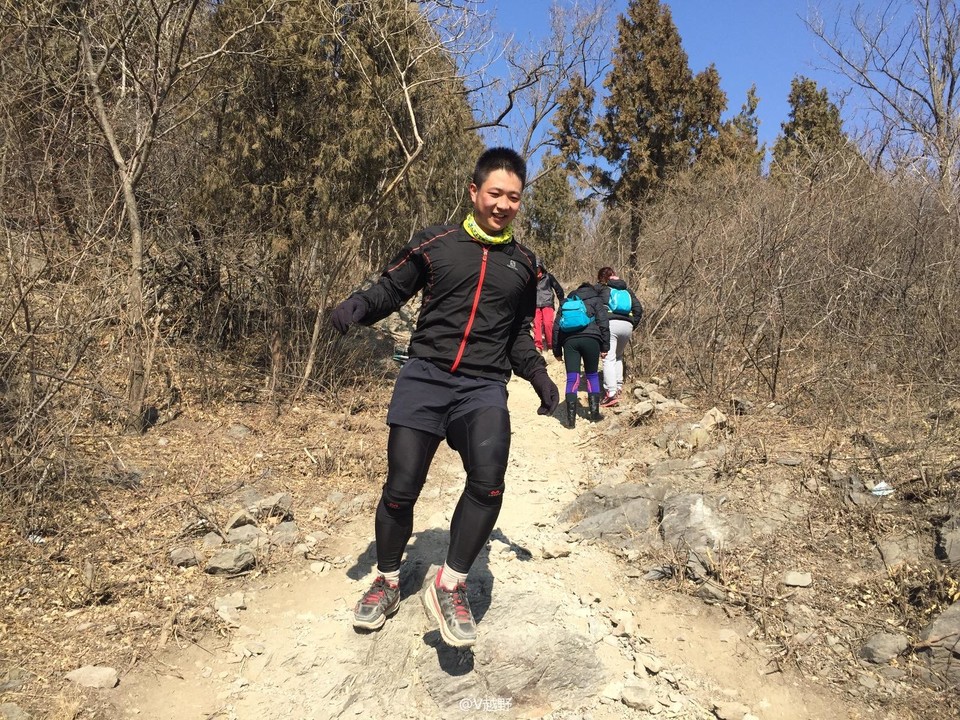 C906EC97-ADCE-4FE4-B25F-F779A720D3E6