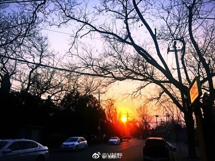 7C8CEE30-B736-4083-843F-0BA6BDF8D3FA