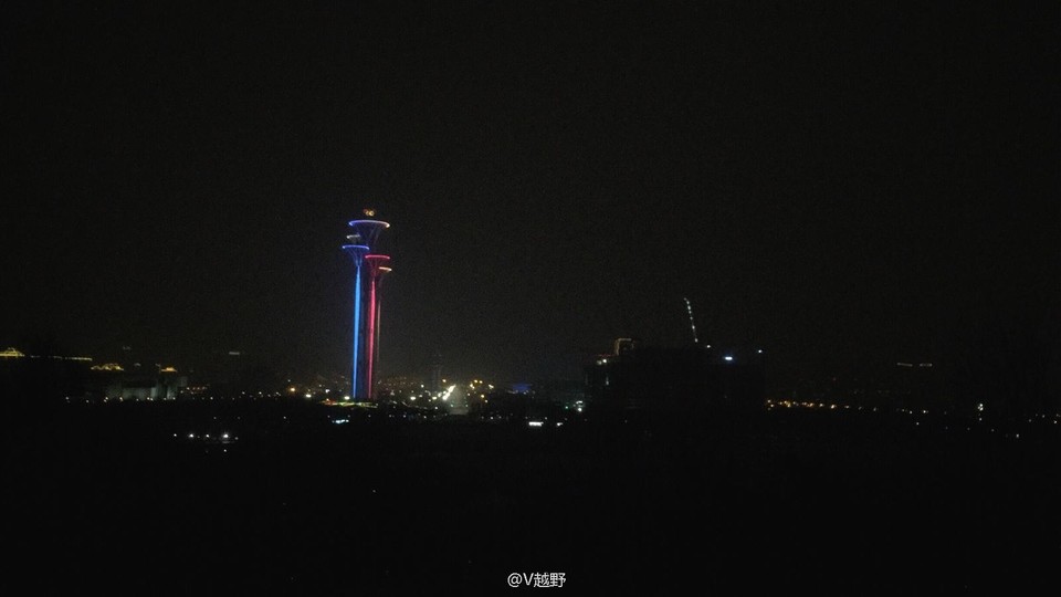 706895B7-5736-462D-BB6A-95F692A79EB1