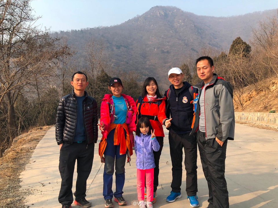 BB33DD99-22E2-45E8-87EF-0E722C7B3035