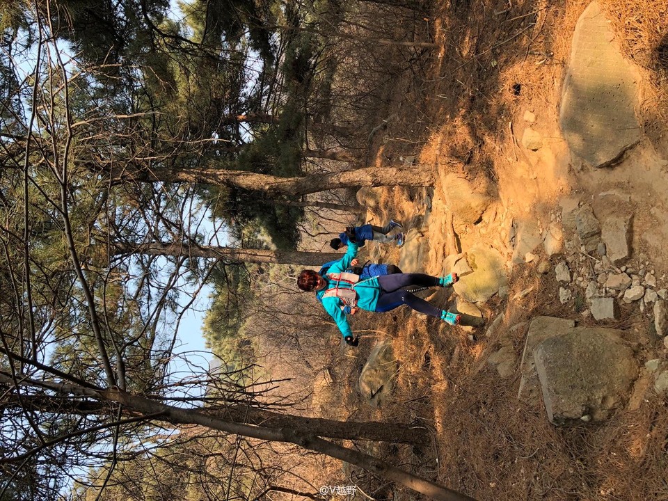 AEB61A4C-6B34-46D1-BC89-DFF8DEFD0A8B