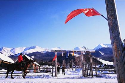 擎苍踏雪天山跃马——邂逅民俗之旅
