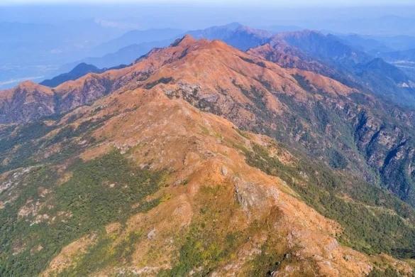 3月13日【挑战英德金色巨龙“雪山嶂”之大金顶】
