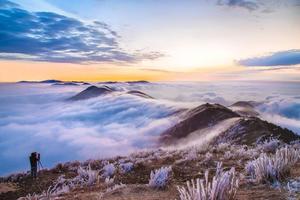 晚上出发！【太子尖】一起去看星星，太子尖观星空 遇见最美的华浪线 观赏日出 云海、雾淞，偶遇云海冰挂！