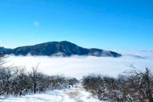 【冰雪特辑•龙王山】来自冰天雪地的召唤，寒风瑟瑟，雨雪飘飘，登顶龙王山醉美景！