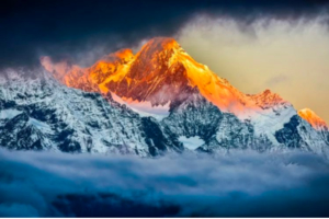 【朝圣三部曲•滇藏朝圣•桃花节】  穿越千年的朝圣之路，相约林芝桃花节，一场雪山为伴的粉色盛宴