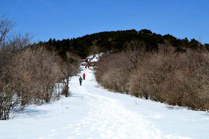 2018年1月27日(周六)登顶龙王山,徒步天龙古道,看无敌雪景