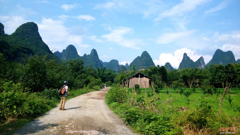 人在画中走，绝非虚言。