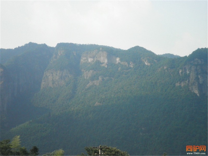 群山.jpg