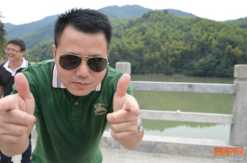 帅哥一枚，有要的来领走