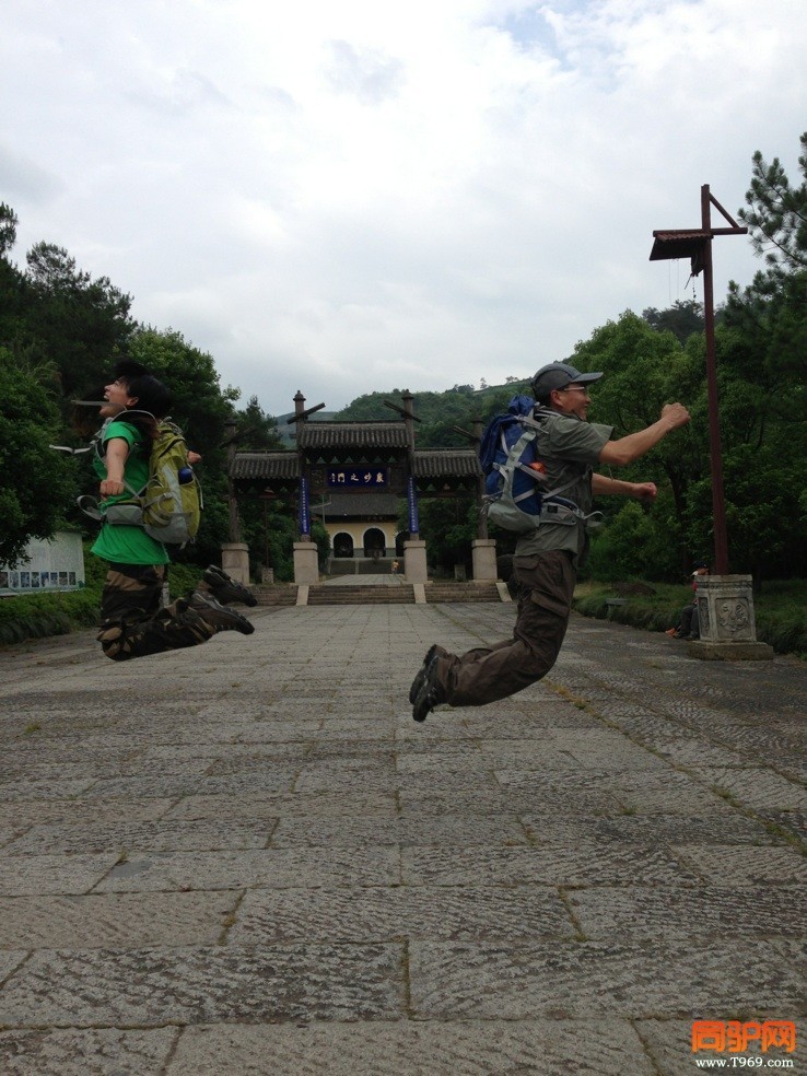 这两个人 是空降吗