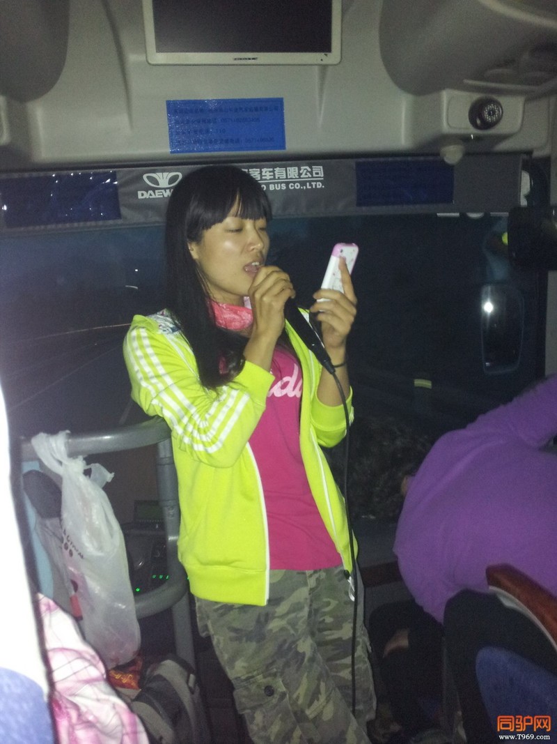 巴士歌手——耳朵