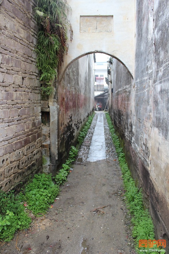 徽居小弄.jpg