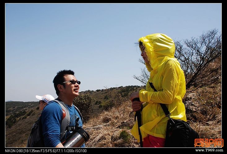 你们猜：他们在干吗？？