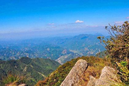 10月27日周六 探秘皖南铁匠山,穿越黑洞瀑布群