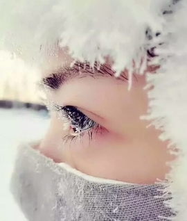 睫毛上的雪花